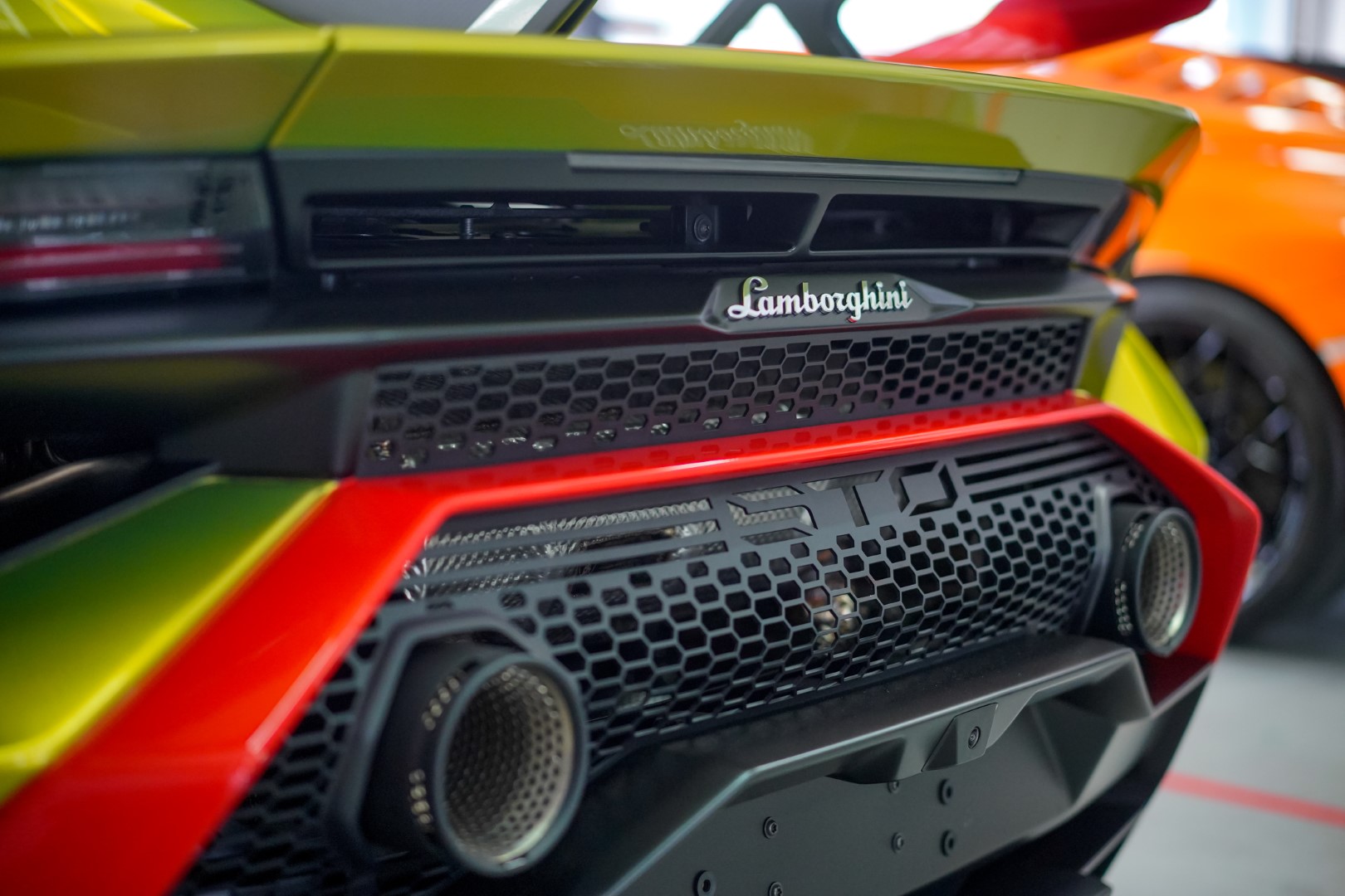 Topgear Review Lamborghini Huracan Sto Driven In Sepang